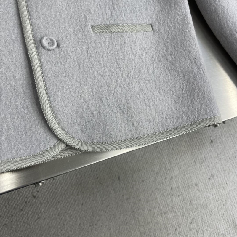 chr1st1an D10r outwear